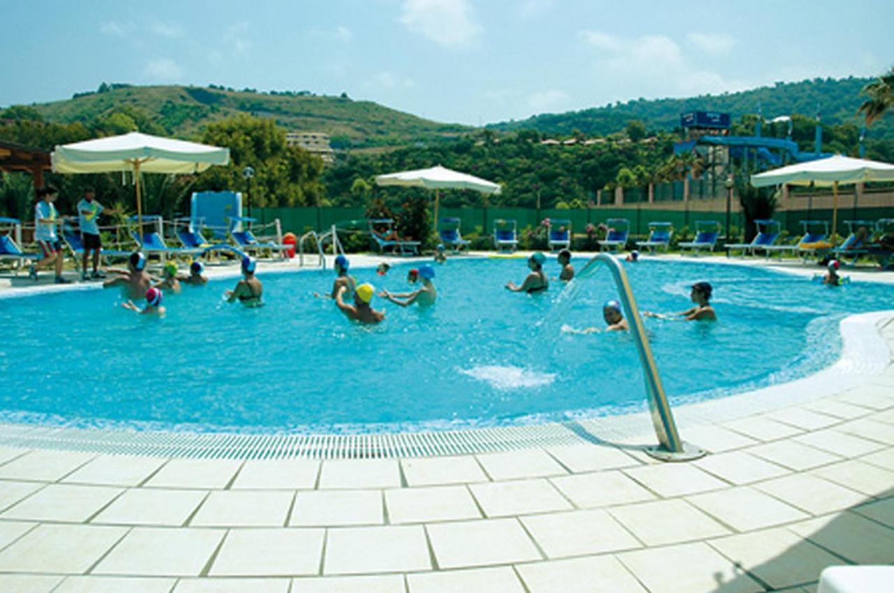 Residenza Marinella Zambrone Exterior foto